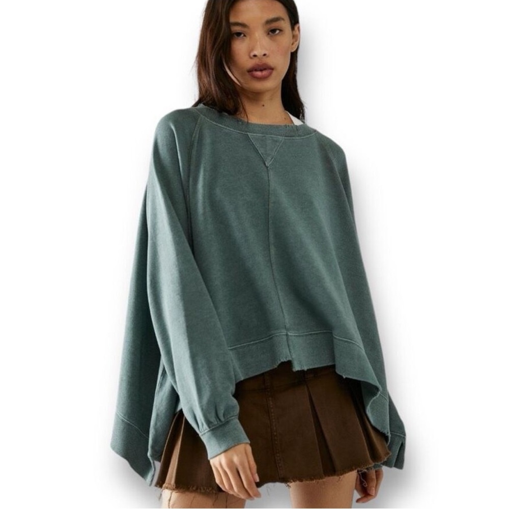 Free People Reverse It and Rework It Sweatshirt. Size XL. Color: Jaded.